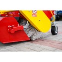 150 cm Kehrmaschine für den 4FARMER-Traktor