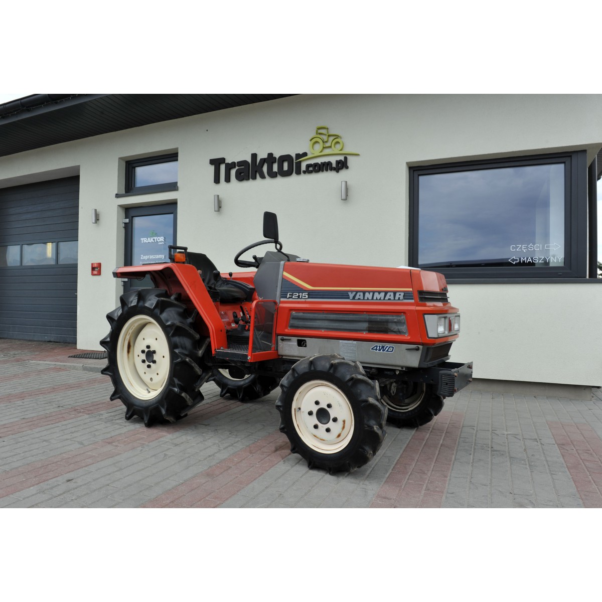 Yanmar F215 4x4 21 HP