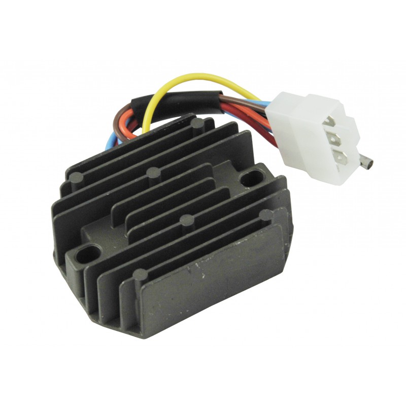 régulateur de tension - Régulateur de tension / Yanmar 3TNE74