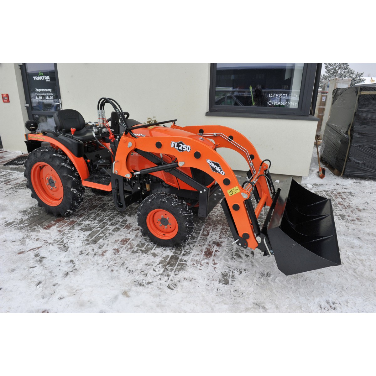 Kubota B2441 NeoStar 4x4 24KM + TUR Sanko FL250 Front Loader