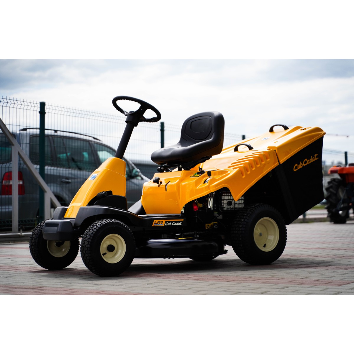 Cub cadet lr1 discount mr76