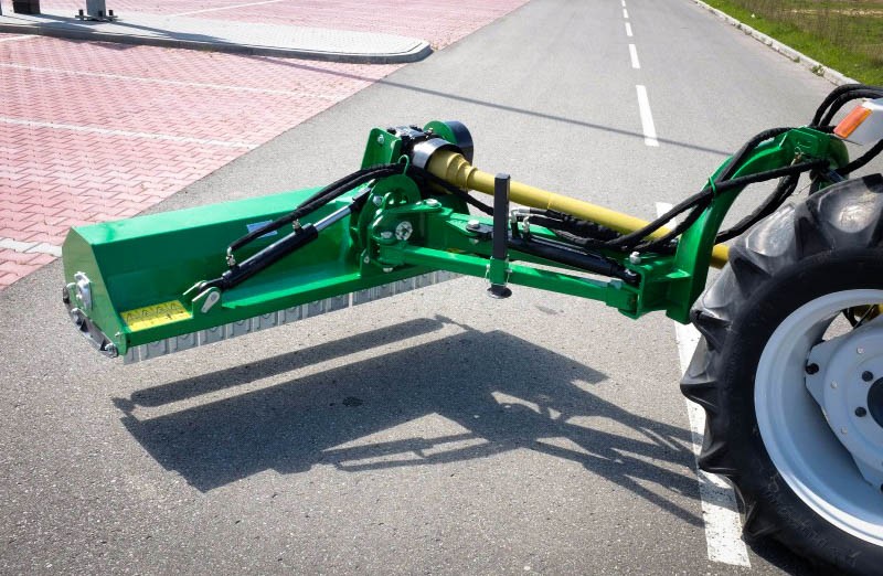 Flail mower on the AGL 165 TRX arm