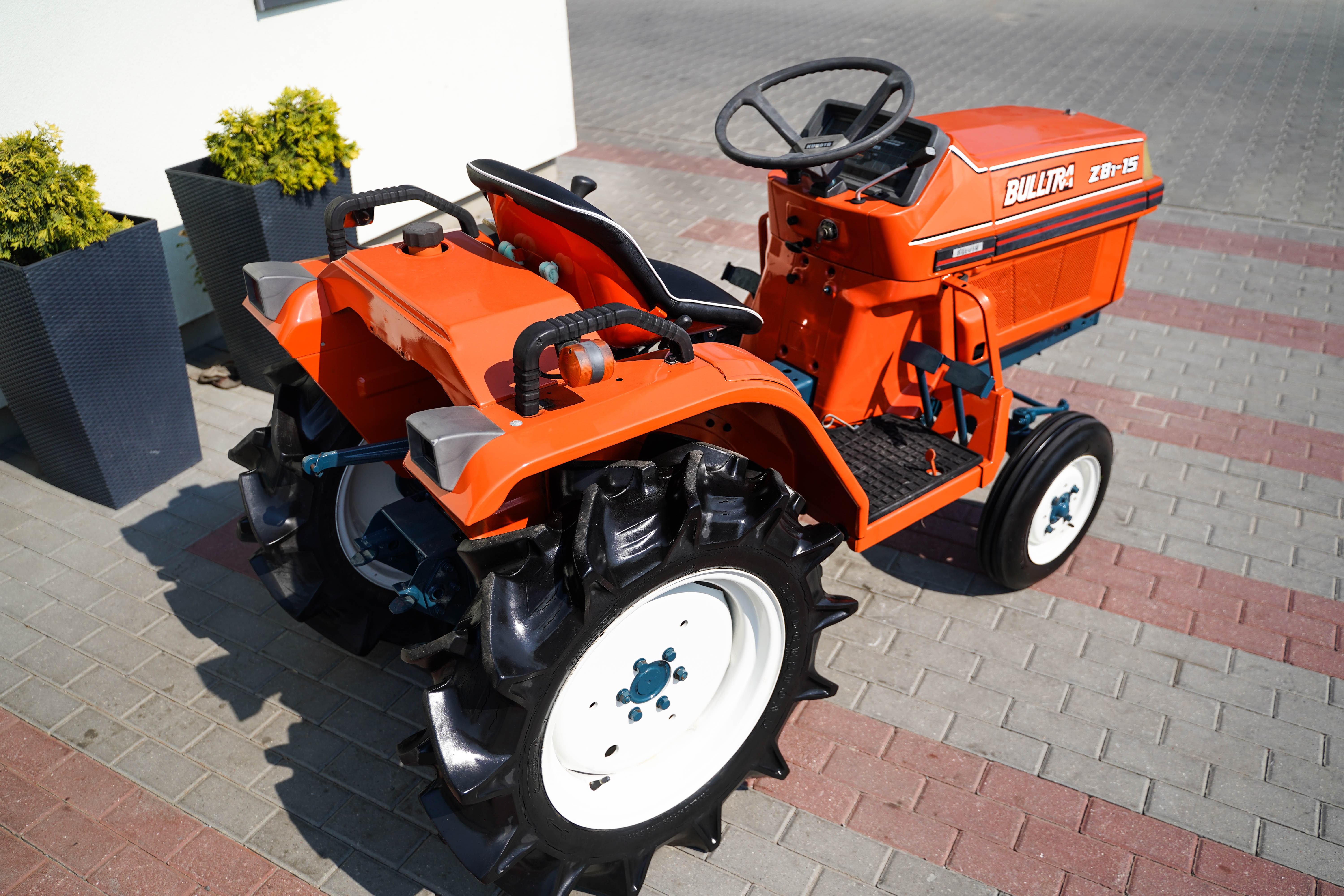 Kubota Bulltra B1-15