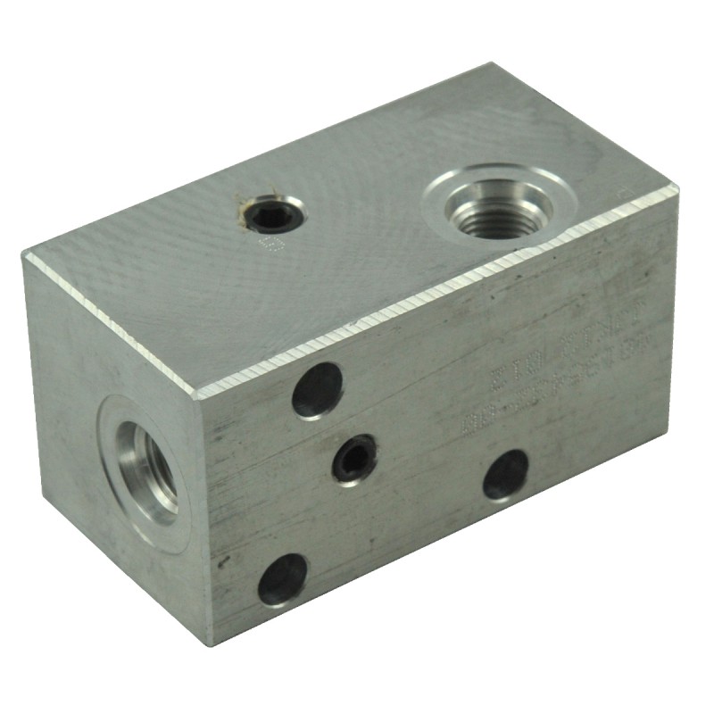 valves - Hydraulic valve (housing) / LS XJ25 / TRG822 / no. 40195434