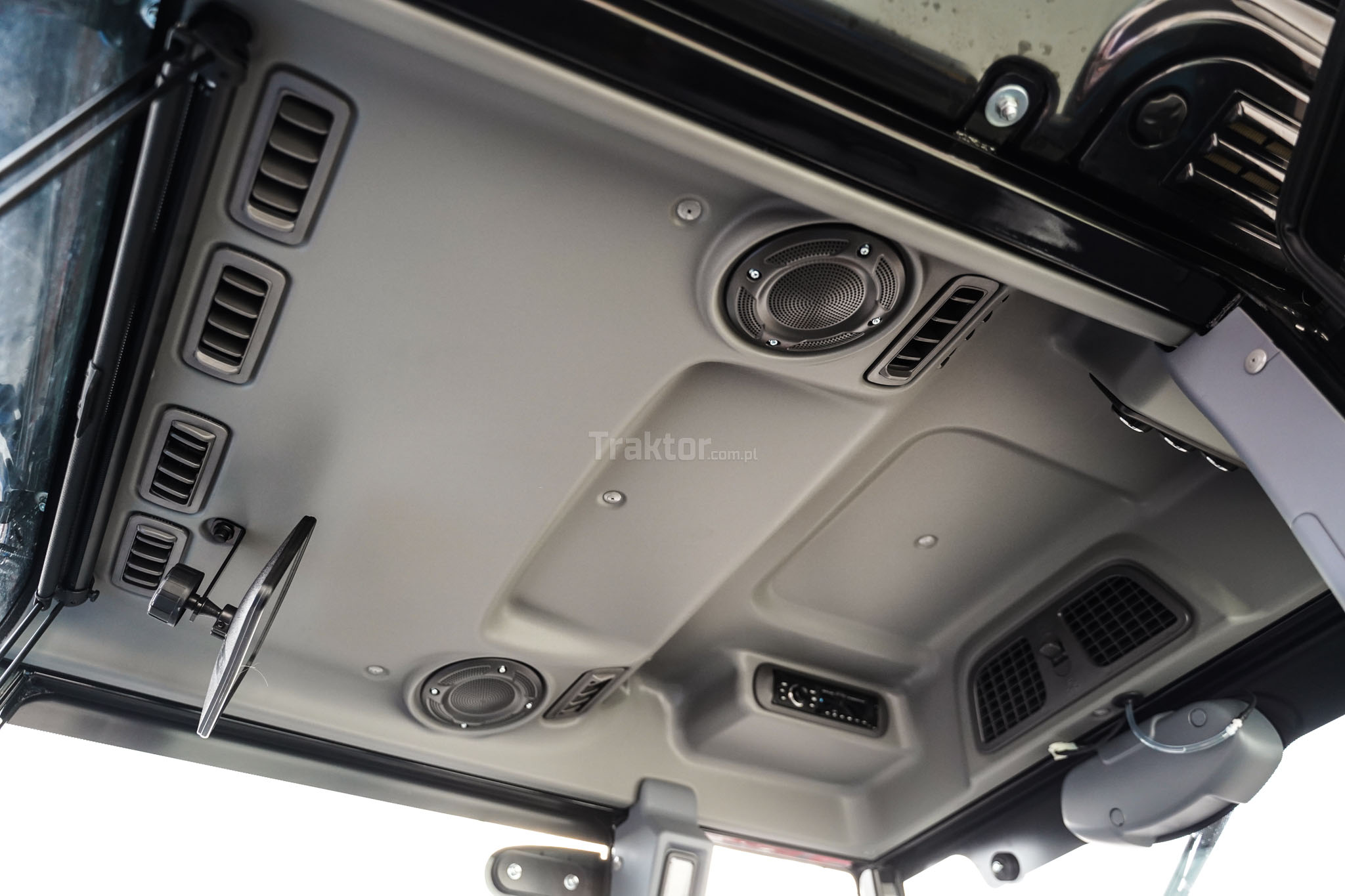 Wyposażenie, kabina LS traktor MT 3.50 HST 4x4
