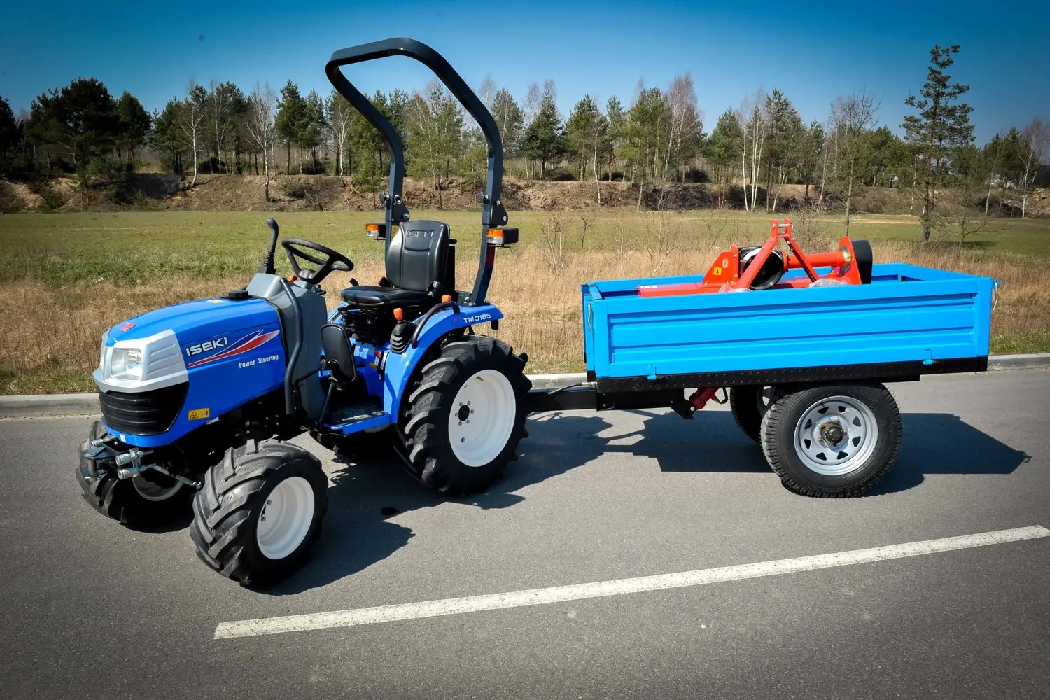 Brand new piece straight from the showroom Iseki TM3185 4x4 18KM, trailer with kiper and EFGC-K115 flail mower