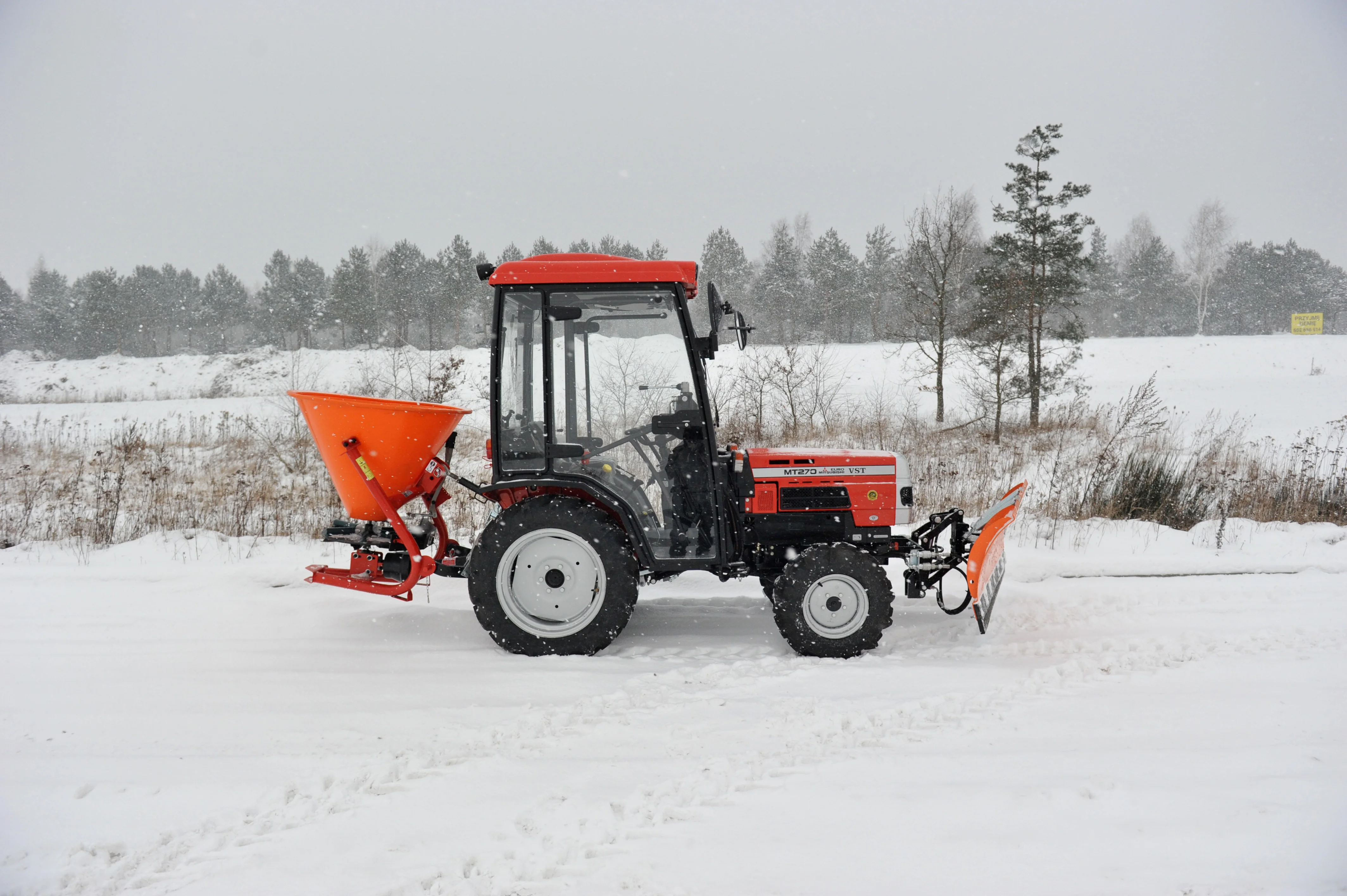 Věděli jste, že... Traktor.com.pl je hlavním dovozcem a autorizovaným partnerem VST Tillers Tractors Ltd. pro Polsko???